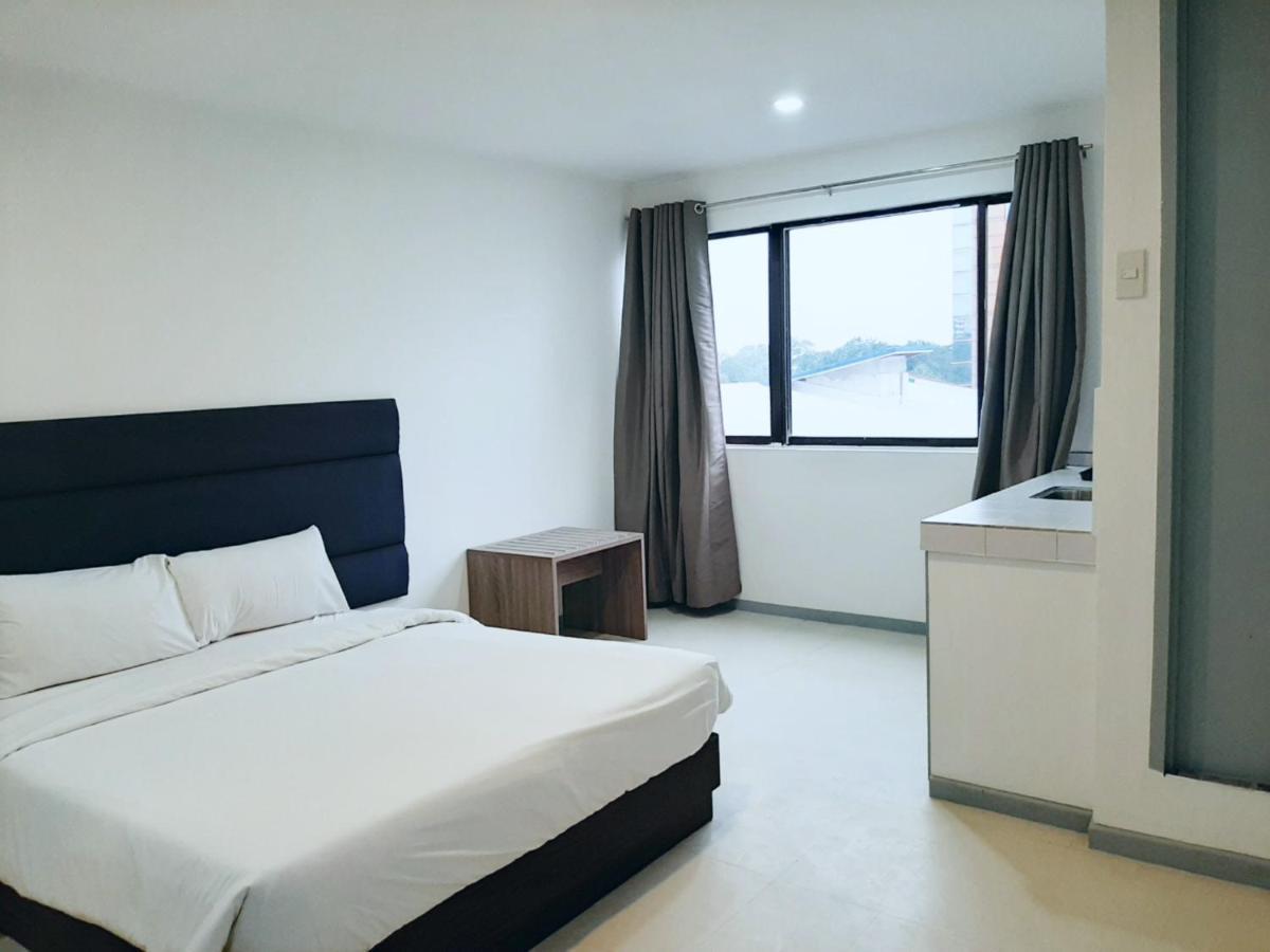 Anex Hotel Near Us Embassy Μανίλα Εξωτερικό φωτογραφία